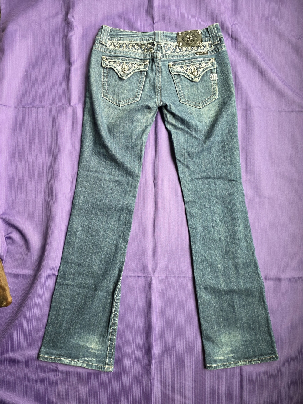 Womens Miss Me Embellished Back Pocket Jeans